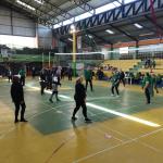 Personas del complejo crece y sacude en un partido de newcom